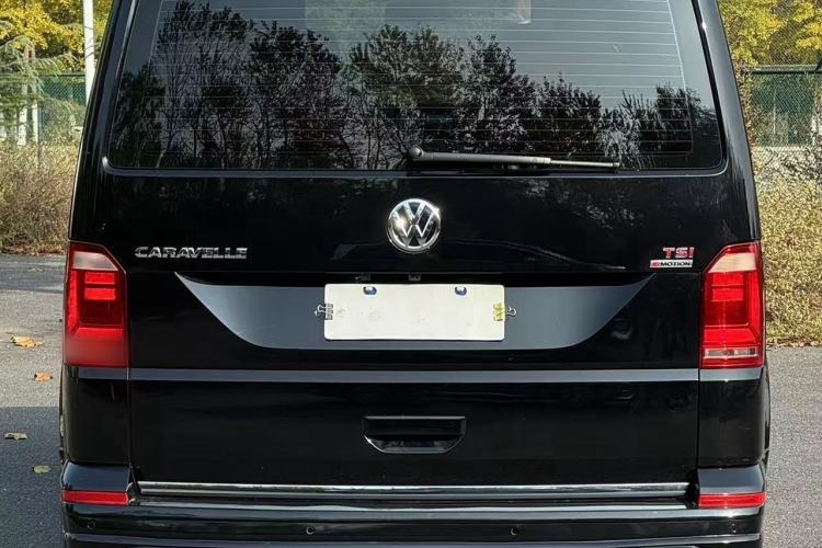 Used Volkswagen Caravelle 2017 2.0 TSI 4x4 Comfort Edition 7-Seater Exterior 12