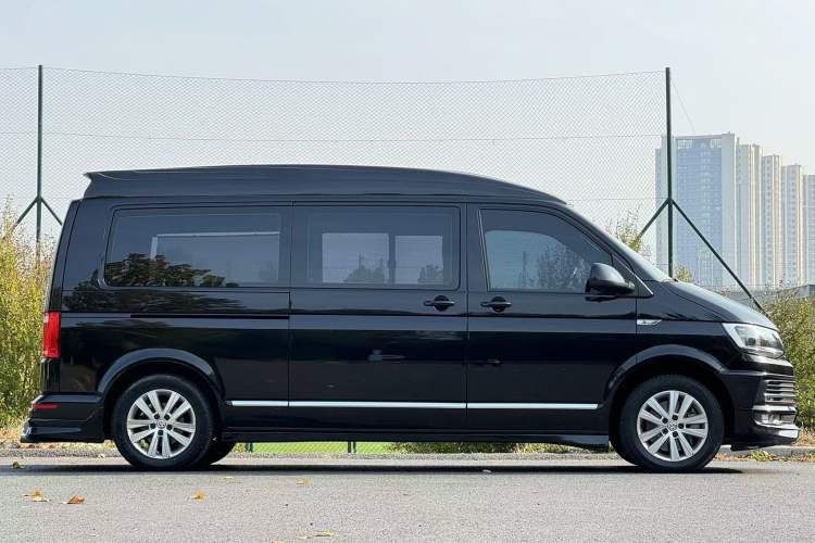 Used Volkswagen Caravelle 2017 2.0 TSI 4x4 Comfort Edition 7-Seater Exterior 2