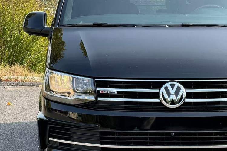 Used Volkswagen Caravelle 2017 2.0 TSI 4x4 Comfort Edition 7-Seater Exterior 7