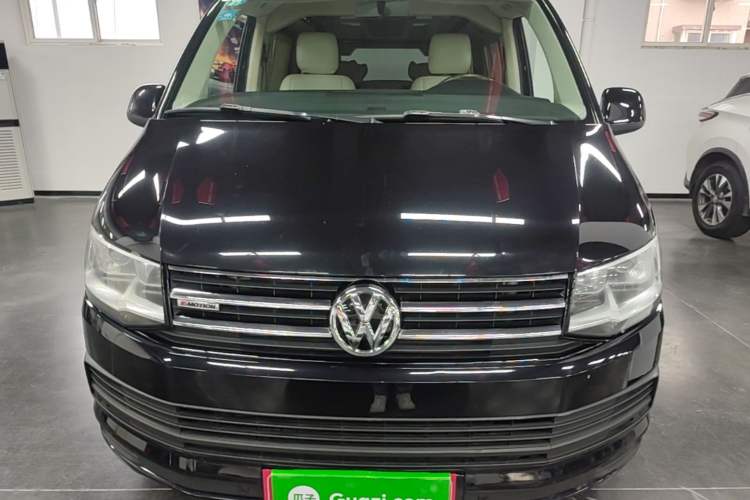 Used Volkswagen Caravelle 2017 2.0 TSI 4x4 Comfort Edition 7-Seater Front