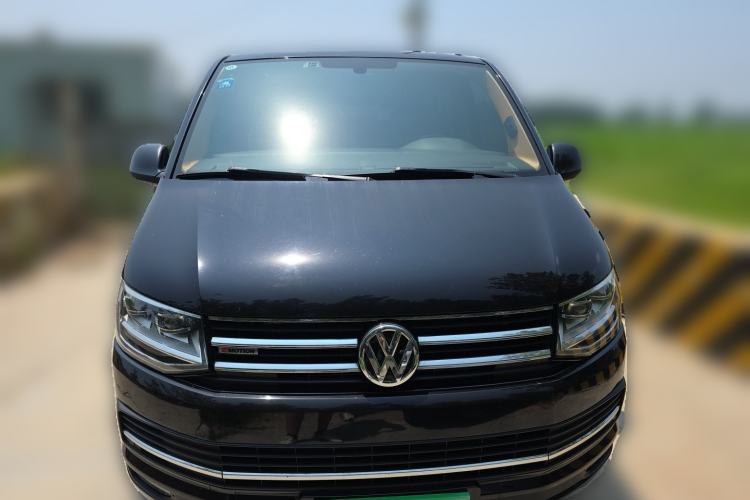 Used Volkswagen Caravelle  Front
