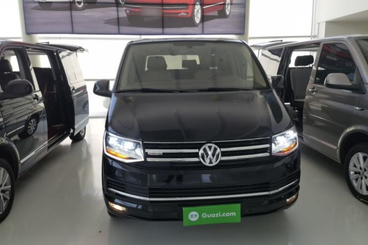 Used Volkswagen Caravelle 2017 2.0 TSI 4x4 Luxury Edition 7-Seater Front