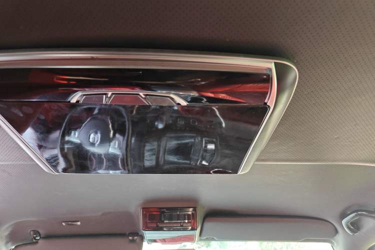 Used Volkswagen Caravelle 2017 2.0 TSI 4x4 Comfort Edition 7-Seater Headliner