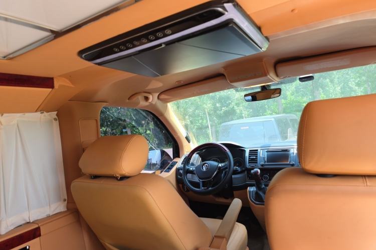 Used Volkswagen Caravelle  Headliner