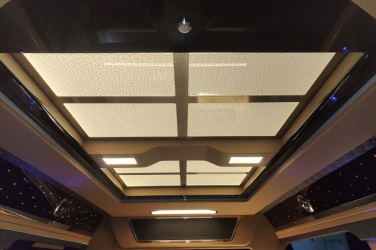 Used Volkswagen Caravelle  Headliner