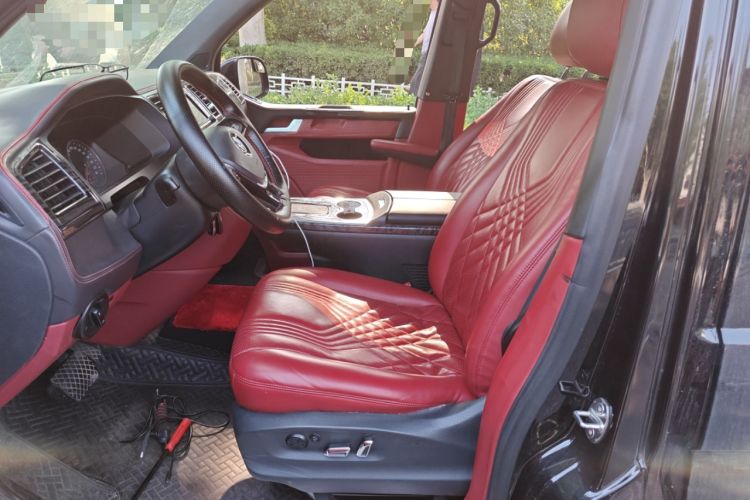 Used Volkswagen Caravelle 2017 2.0 TSI 4x4 Comfort Edition 7-Seater Left Front Seat