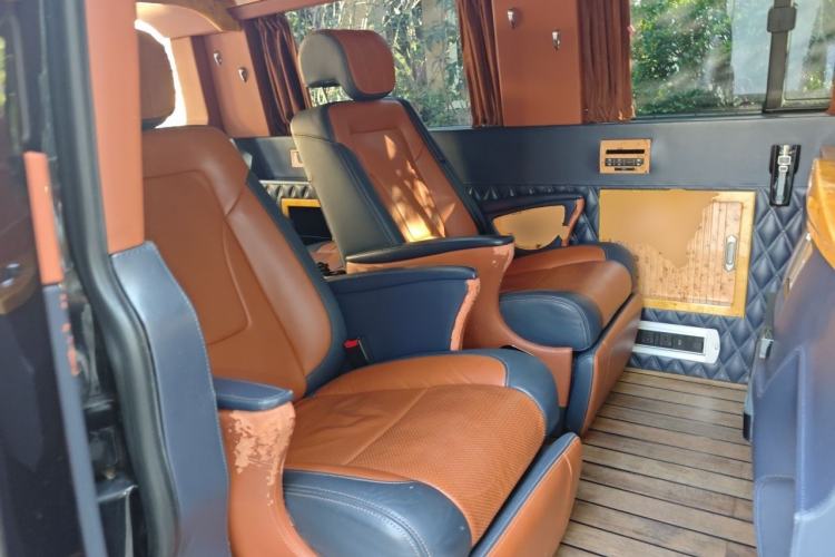 Used Volkswagen Caravelle 2017 2.0 TSI 4x4 Comfort Edition 7-Seater Left Rear Seat