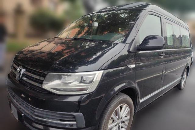 Used Volkswagen Caravelle 2017 2.0 TSI 4x4 Luxury Edition 7-Seater