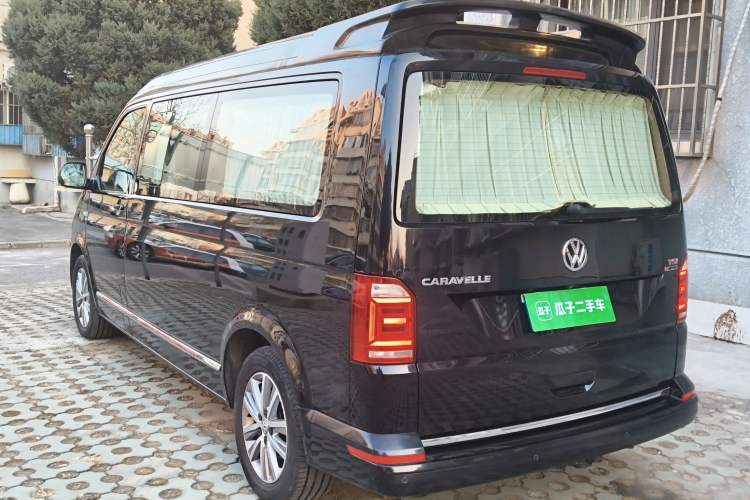 Used Volkswagen Caravelle 2017 2.0 TSI 4x4 Comfort Edition 7-Seater Rear Left 45 Deg