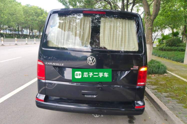 Used Volkswagen Caravelle 2017 2.0 TSI 4x4 Comfort Edition 8 Seats Rear