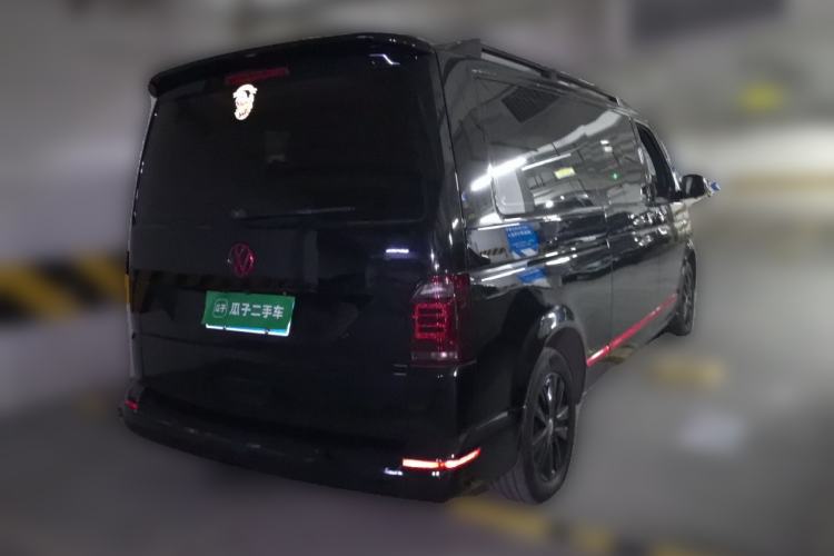 Used Volkswagen Caravelle  Rear Right 45 Deg