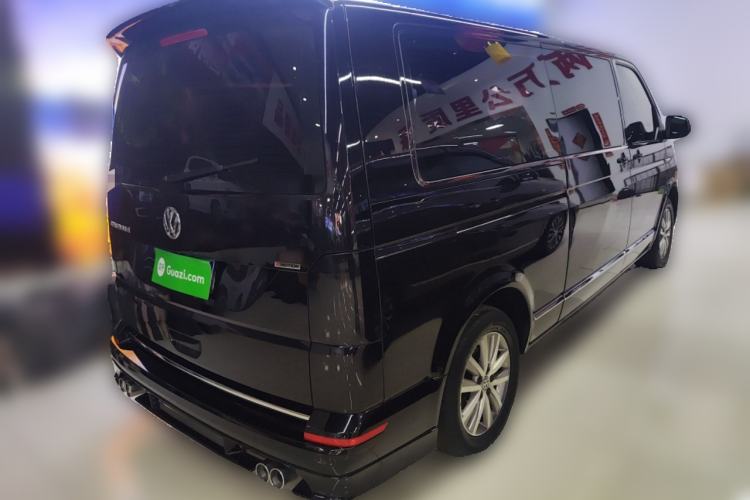 Used Volkswagen Caravelle 2017 2.0 TSI 4x4 Luxury Edition 7-Seater Rear Right 45 Deg