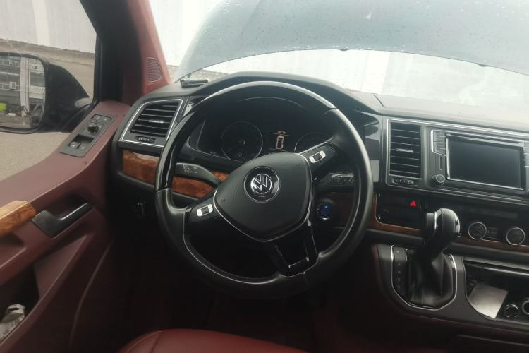 Used Volkswagen Caravelle 2017 2.0 TSI 4x4 Comfort Edition 7-Seater Steering Wheel