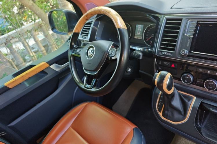 Used Volkswagen Caravelle 2017 2.0 TSI 4x4 Comfort Edition 7-Seater Steering Wheel