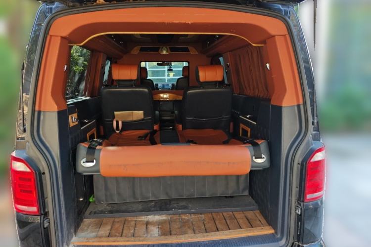 Used Volkswagen Caravelle 2017 2.0 TSI 4x4 Comfort Edition 7-Seater Trunk