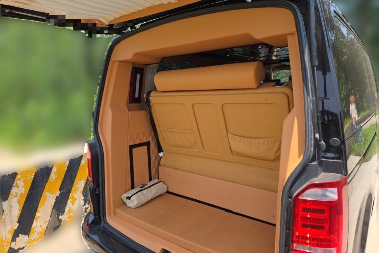 Used Volkswagen Caravelle  Trunk