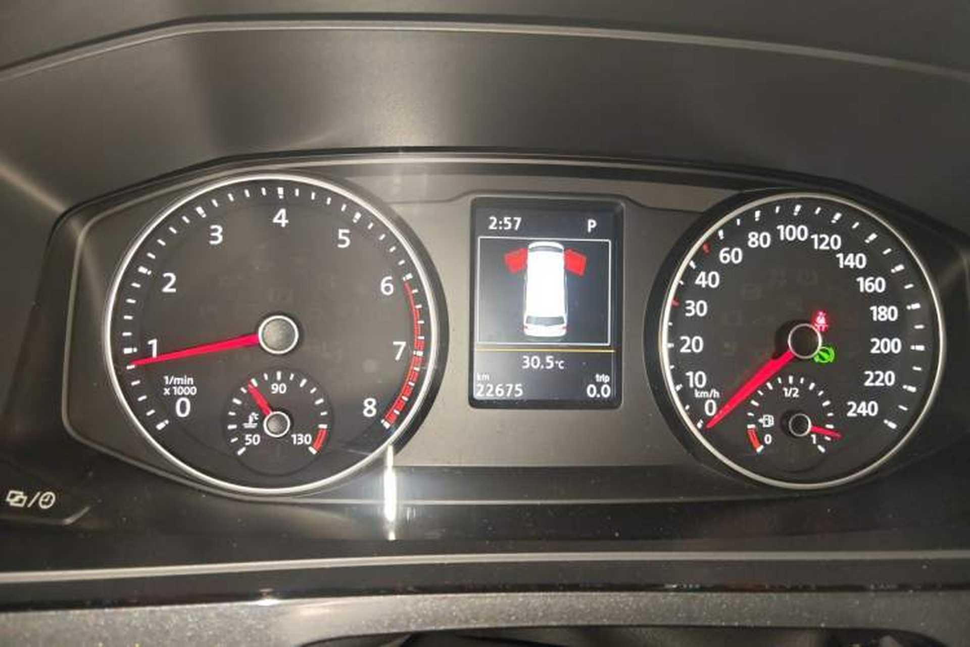 Used Volkswagen Caravelle 2017 2.0 TSI 4x4 Luxury Edition 7-Seater Instrument Cluster