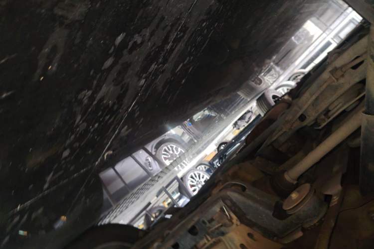 Used Volkswagen Caravelle  Chassis Rear