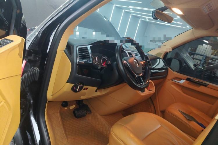 Used Volkswagen Caravelle  Driver Seat