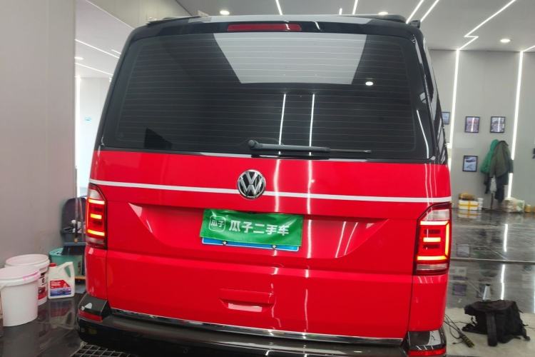 Used Volkswagen Caravelle  Rear