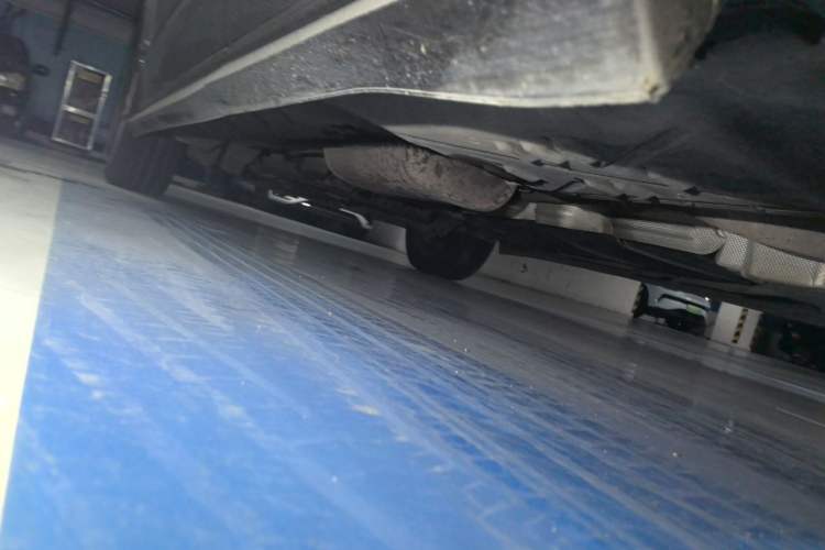 Used Volkswagen Caravelle  Chassis Front Right
