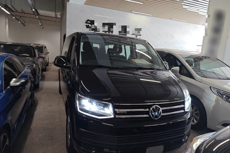 Used Volkswagen Caravelle 2018 2.0 TSI 4x4 Luxury Edition 7-Seater Exterior 1