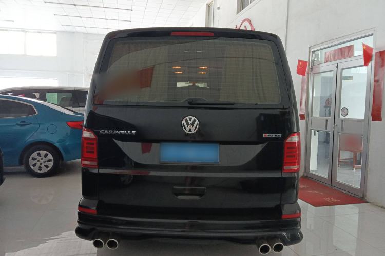 Used Volkswagen Caravelle 2018 2.0 TSI 4x4 Luxury Edition 7-Seater Exterior 4