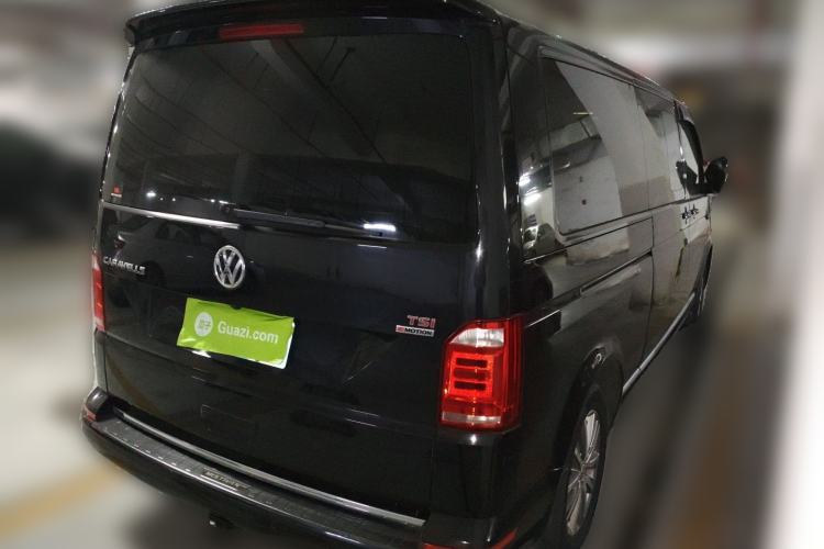 Used Volkswagen Caravelle 2018 2.0 TSI 4x4 Luxury Edition 7-Seater Exterior 5