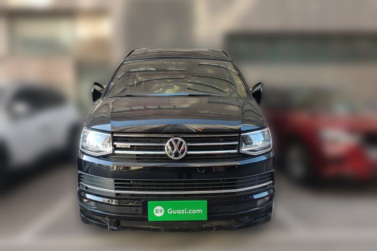 Used Volkswagen Caravelle 2018 2.0 TSI 4x4 Luxury Edition 7-Seater Front