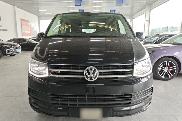 Used Volkswagen Caravelle 2018 2.0 TSI 4x4 Luxury Edition 7-Seater Front