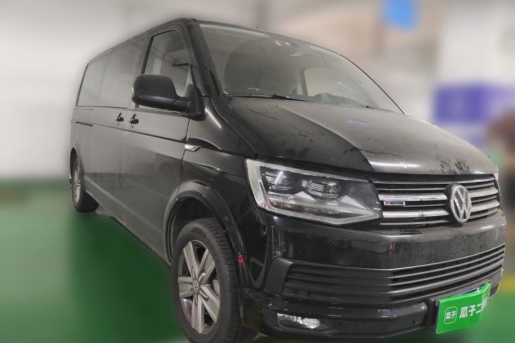 Used Volkswagen Caravelle 2018 2.0 TSI 4x4 Luxury Edition 7-Seater Front Right 45 Deg