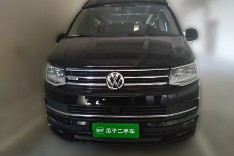 Used Volkswagen Caravelle  Front