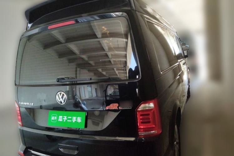 Used Volkswagen Caravelle  Rear Right 45 Deg