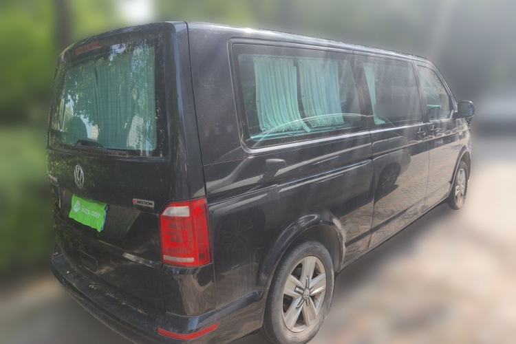 Used Volkswagen Caravelle 2018 2.0 TSI 4x4 Luxury Edition 7-Seater Rear Right 45 Deg