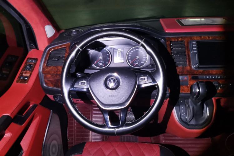 Used Volkswagen Caravelle 2018 2.0 TSI Four-Wheel Drive Comfort Edition 8 Seats Steering Wheel
