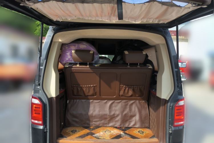 Used Volkswagen Caravelle 2018 2.0 TSI 4x4 Luxury Edition 7-Seater Trunk