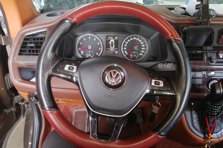Used Volkswagen Caravelle 2018 2.0 TSI 4x4 Luxury Edition 7-Seater Steering Wheel