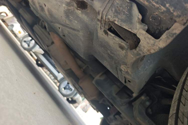 Used Volkswagen Caravelle  Chassis Front Right