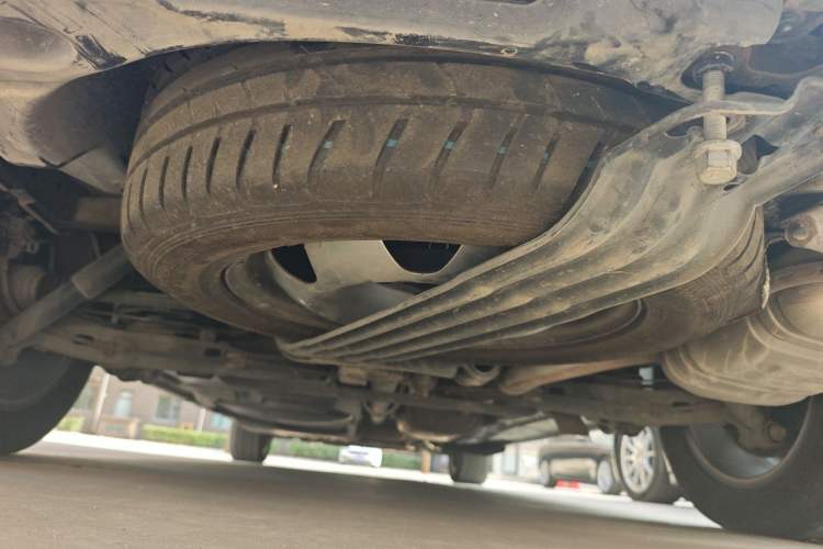 Used Volkswagen Caravelle  Chassis Rear