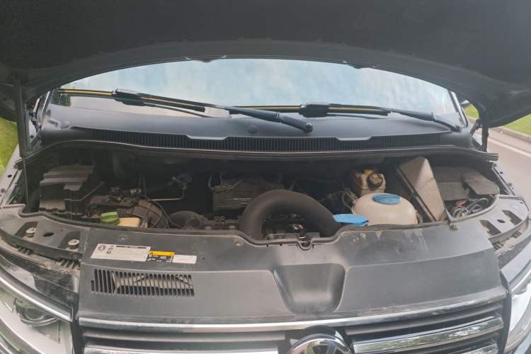 Used Volkswagen Caravelle 2019 2.0 TSI Four-Wheel Drive Luxury Edition 7 Seats Engine Bay