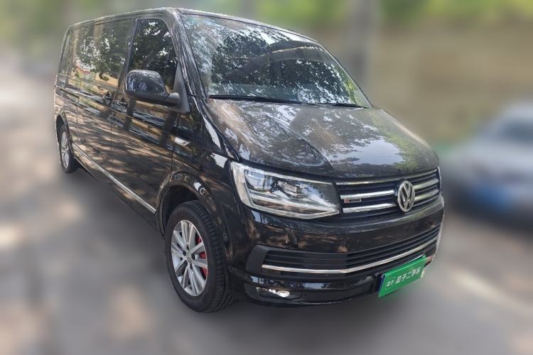 Used Volkswagen Caravelle 2019 2.0 TSI Four-Wheel Drive Luxury Edition 7 Seats Front Right 45 Deg