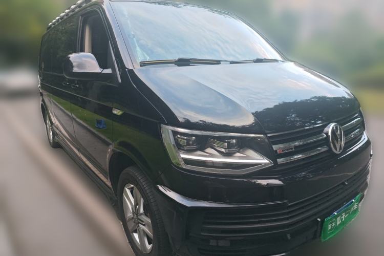 Used Volkswagen Caravelle 2019 2.0 TSI Four-Wheel Drive Luxury Edition 7 Seats Front Right 45 Deg