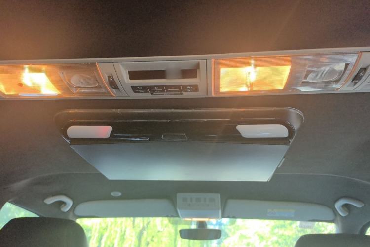 Used Volkswagen Caravelle 2019 2.0 TSI 4x4 Comfort Edition 9 Seats Headliner
