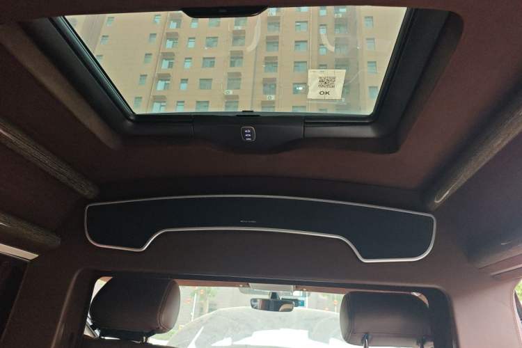 Used Volkswagen Caravelle  Headliner