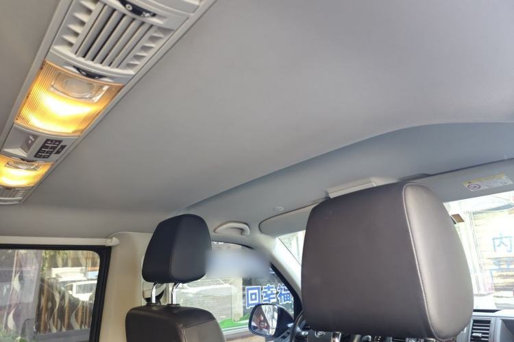 Used Volkswagen Caravelle 2019 2.0 TSI 4x4 Comfort Edition 7-Seater Headliner