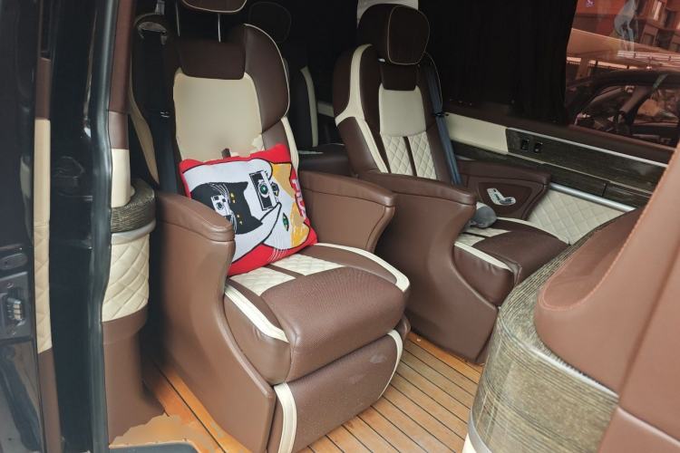 Used Volkswagen Caravelle  Left Rear Seat