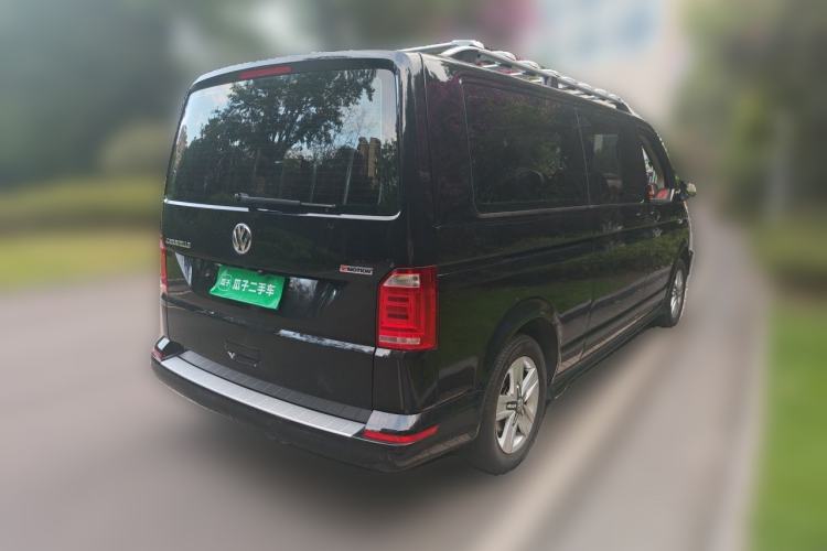 Used Volkswagen Caravelle 2019 2.0 TSI Four-Wheel Drive Luxury Edition 7 Seats Rear Right 45 Deg
