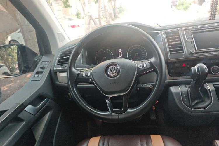 Used Volkswagen Caravelle 2019 2.0 TSI Four-Wheel Drive Luxury Edition 7 Seats Steering Wheel