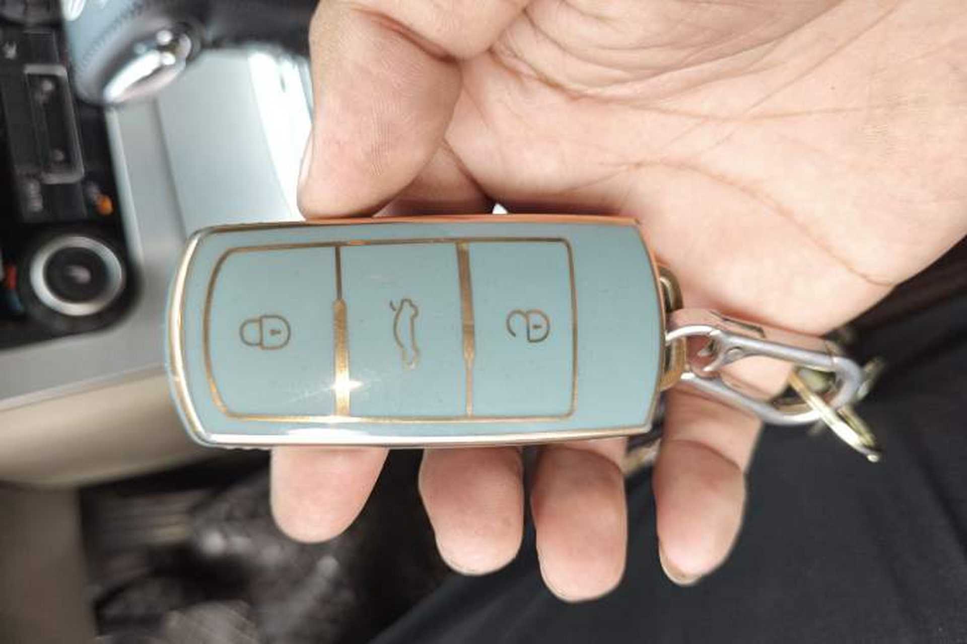 Used Volkswagen CC 2009 3.6 FSI Top-Trim Version Interior 1