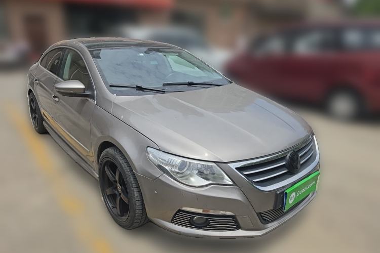 Used Volkswagen CC 2009 3.6 FSI Top-Trim Version Front Right 45 Deg
